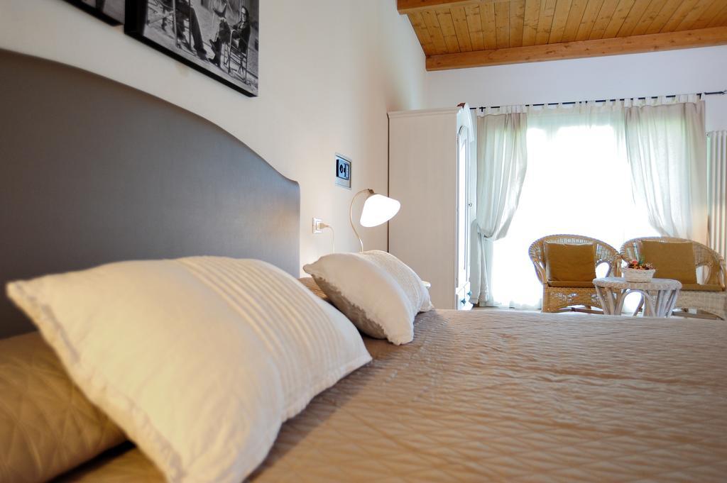 بيرتينورو Agriturismo Al Colle المظهر الخارجي الصورة